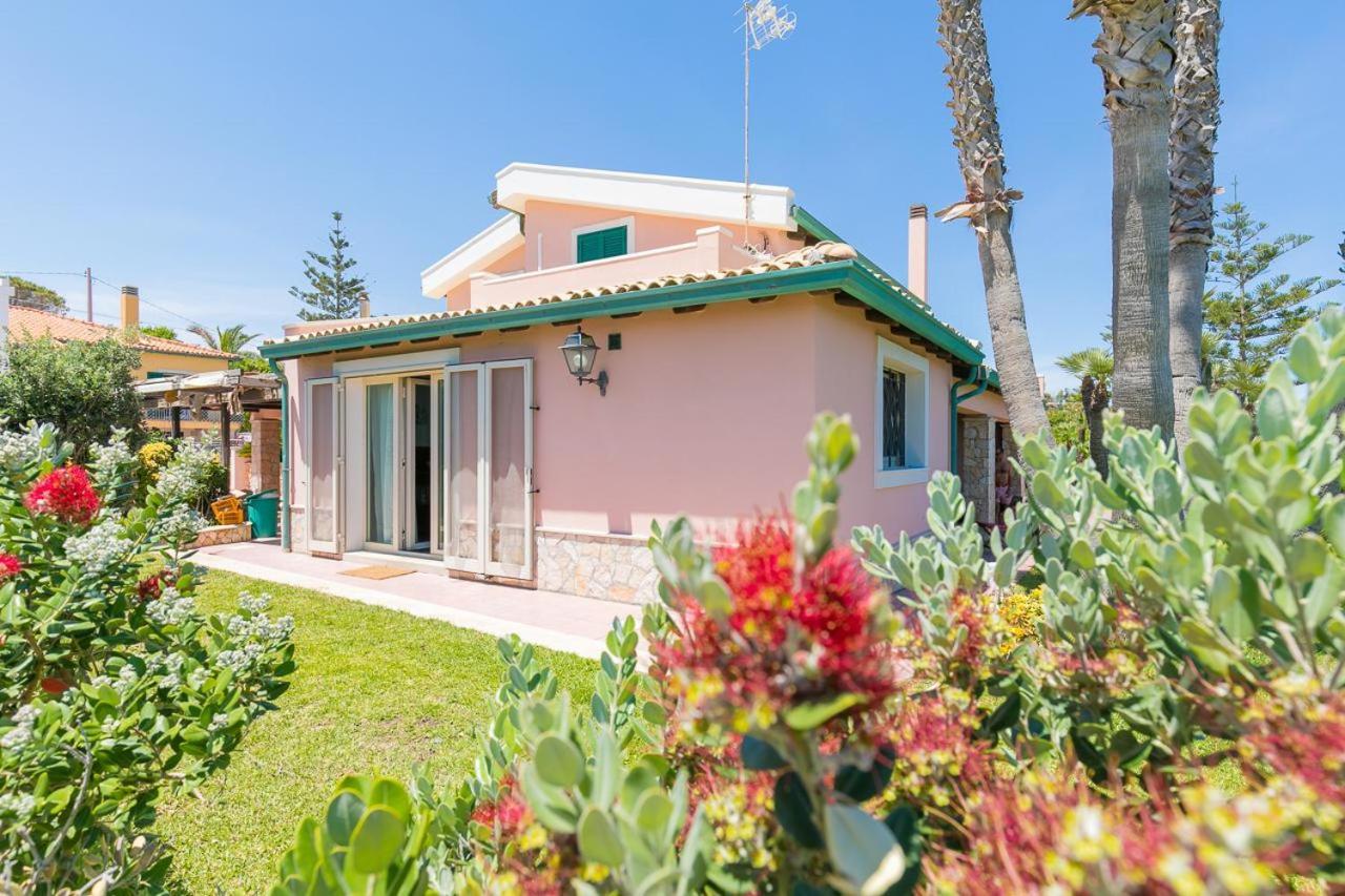הוילה אוגוסטה Fronte Spiaggia Zoe מראה חיצוני תמונה